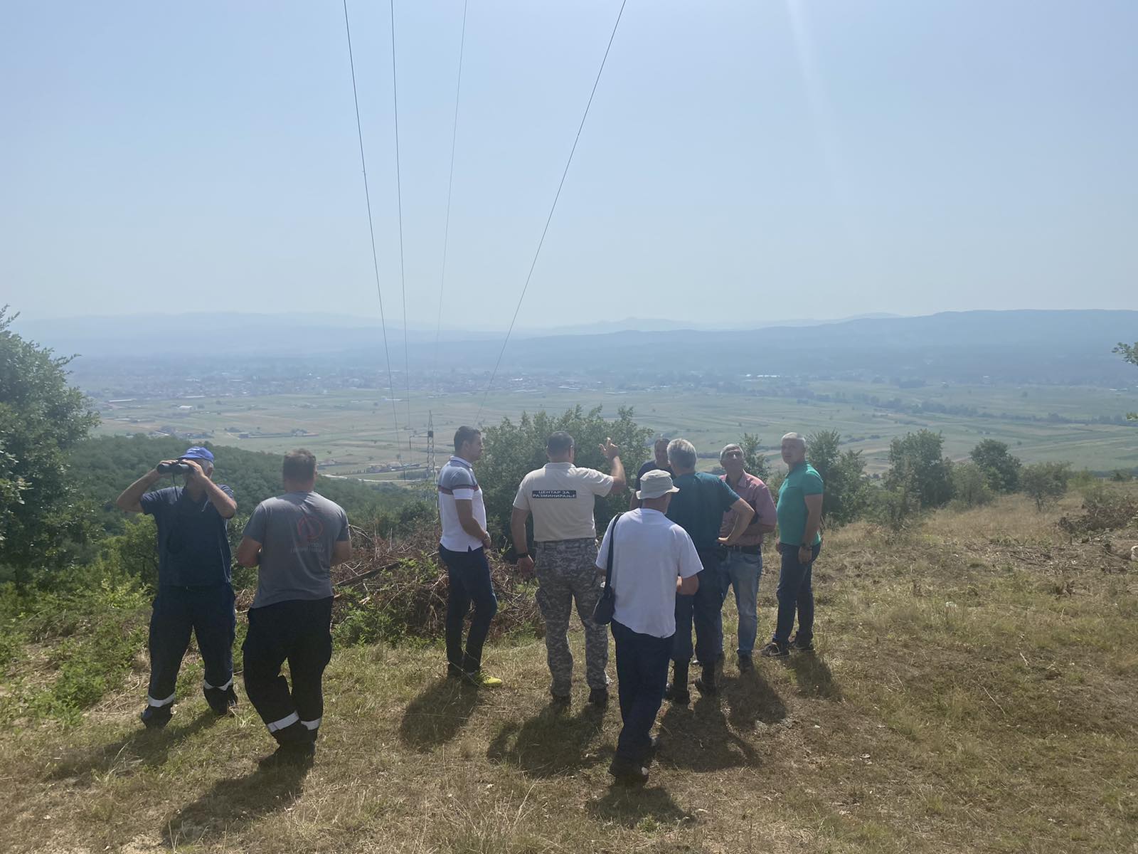  Обилазак локације пројекта за разминирање трасе далековода 10kV и 110kV на територији општине Бујановац 